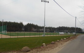 Budowa boiska do piłki nożnej wraz z infrastrukturą towarzyszącą w miejscowości Długosiodło 13