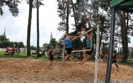 Pierwszy Mazowiecki Turniej Siatk&oacute;wki Plażowej 7