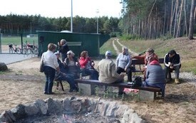 Seniorzy w plenerze 4