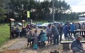 Seniorzy w plenerze 6