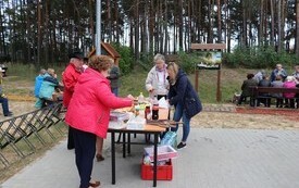 Seniorzy w plenerze 14