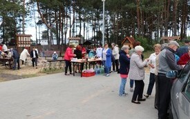 Seniorzy w plenerze 15