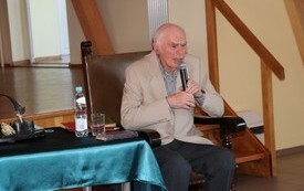 Poetyckie spotkanie z Janem Długołęckim 6