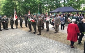 Uroczystość z okazji 83. rocznicy wybuchu II wojny światowej w Gminie Długosiodło 3