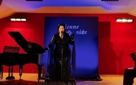 Muzyczne spotkanie z tw&oacute;rczością Mieczysława Fogga i Hanki Ordon&oacute;wny 6
