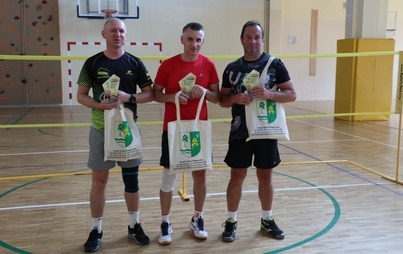 Zdjęcie do Amatorski Otwarty Turniej Badmintona 2020